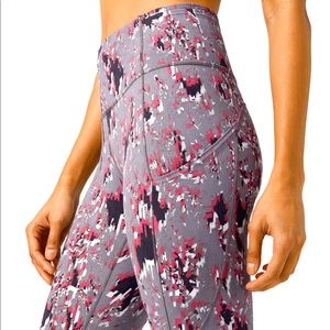 Lululemon (Sz 4) Fast and Free Tight II 25”